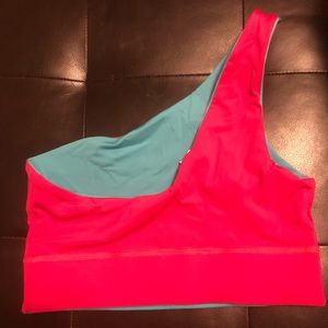 Fabletics sports bra